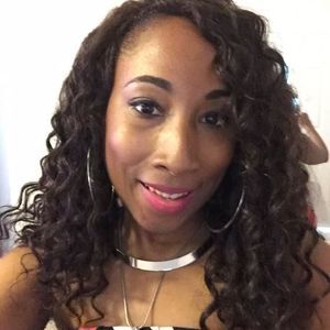 Meet your Posher, Farris